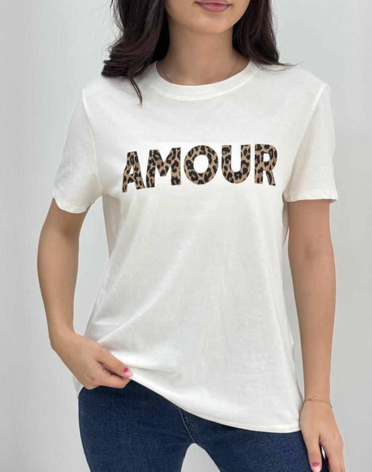 تیشرت طرحدار amor